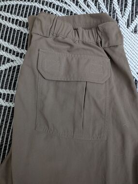 Duluth Trading Co Tan Utility Button Detail